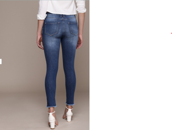Women Blue Light Fade Bleached Stretchable Cropped Frayed Denim Jeans - Image 3