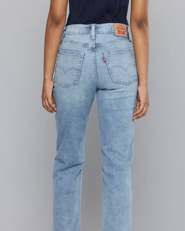 LEVI’S women 724 slim straight fit heavy faded stretchable jeans - Image 4