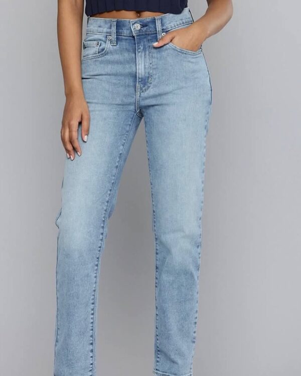 LEVI’S women 724 slim straight fit heavy faded stretchable jeans - Image 5